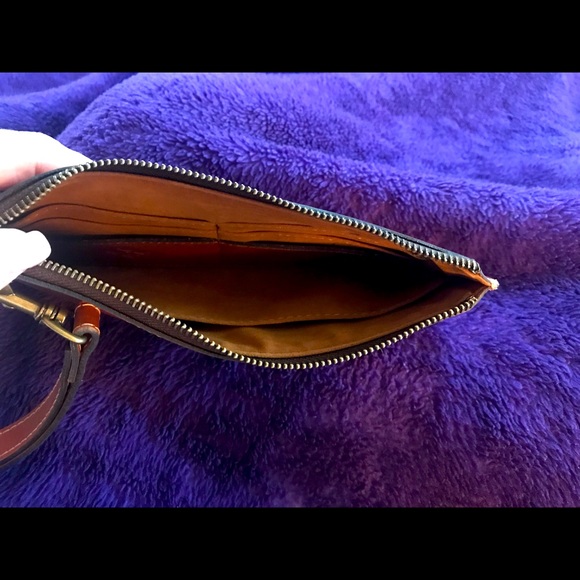 NWOT, Patricia Nash Wristlet ECWOT - Picture 9 of 10